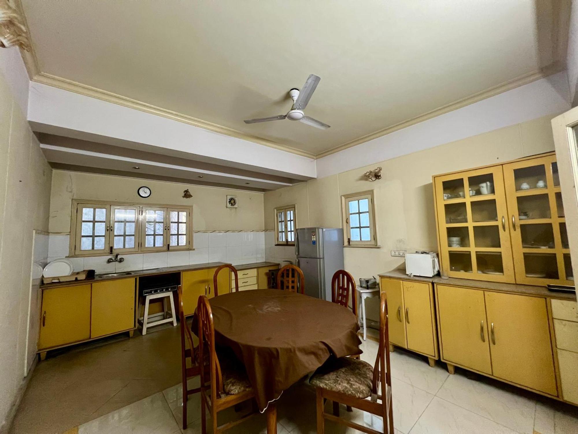 Park Royal Enclave Guest house