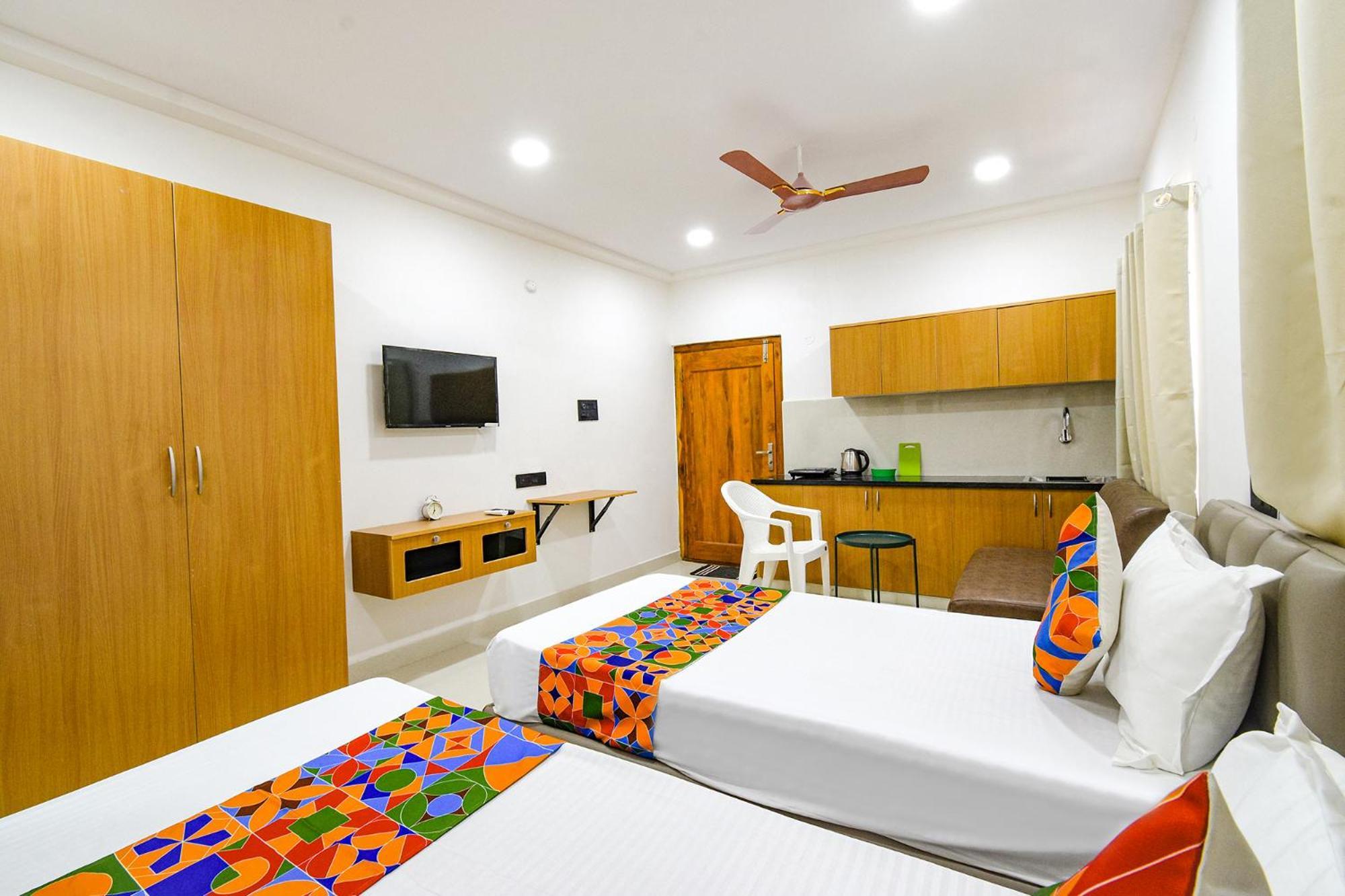 Fabhotel Elegance - Nr U S Consulate, Financial District 3*