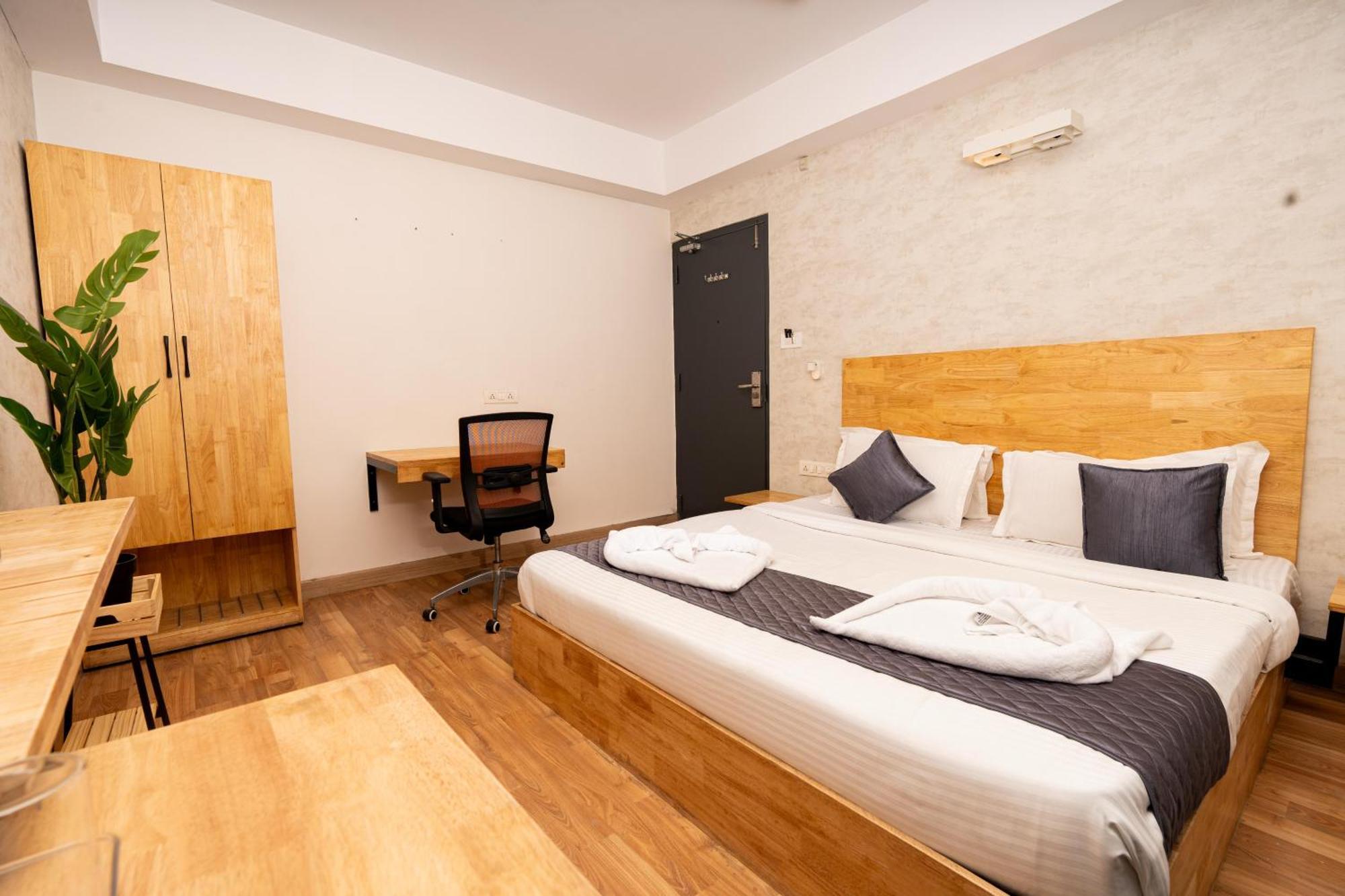 Casa Hotel, Jubilee Hills