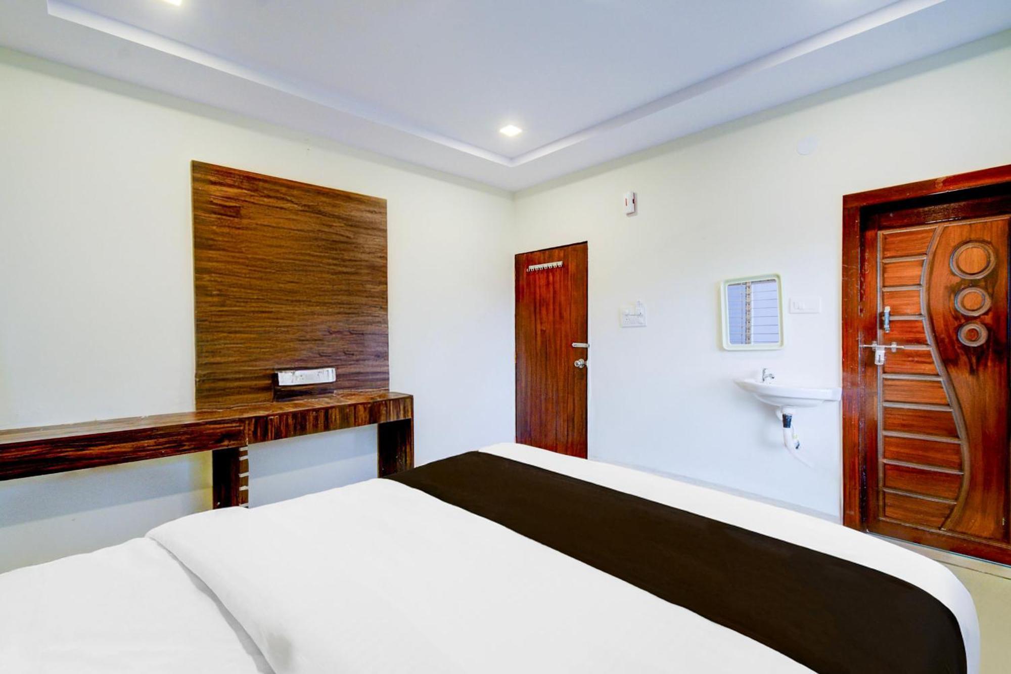 Hotel O Rarola 3*