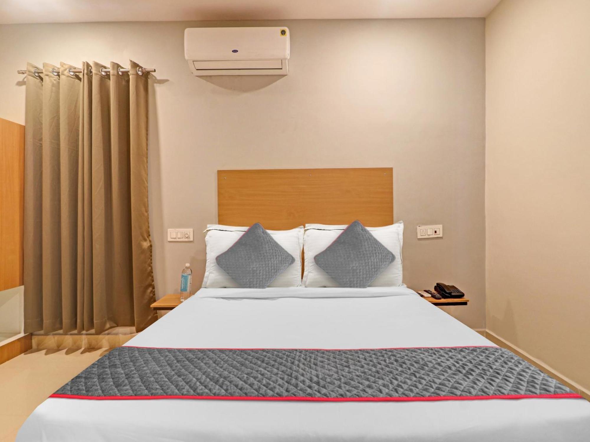 Super Townhouse White Ridge Kphb Opp Jntu Hyderabad