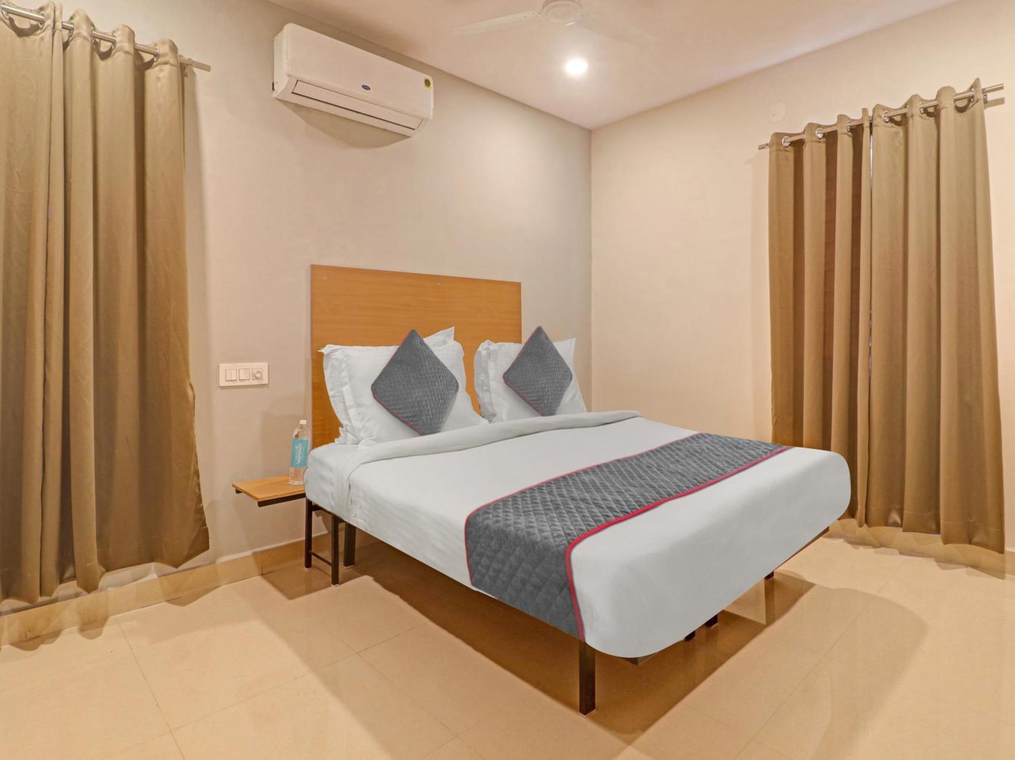 Super Townhouse White Ridge Kphb Opp Jntu Hyderabad