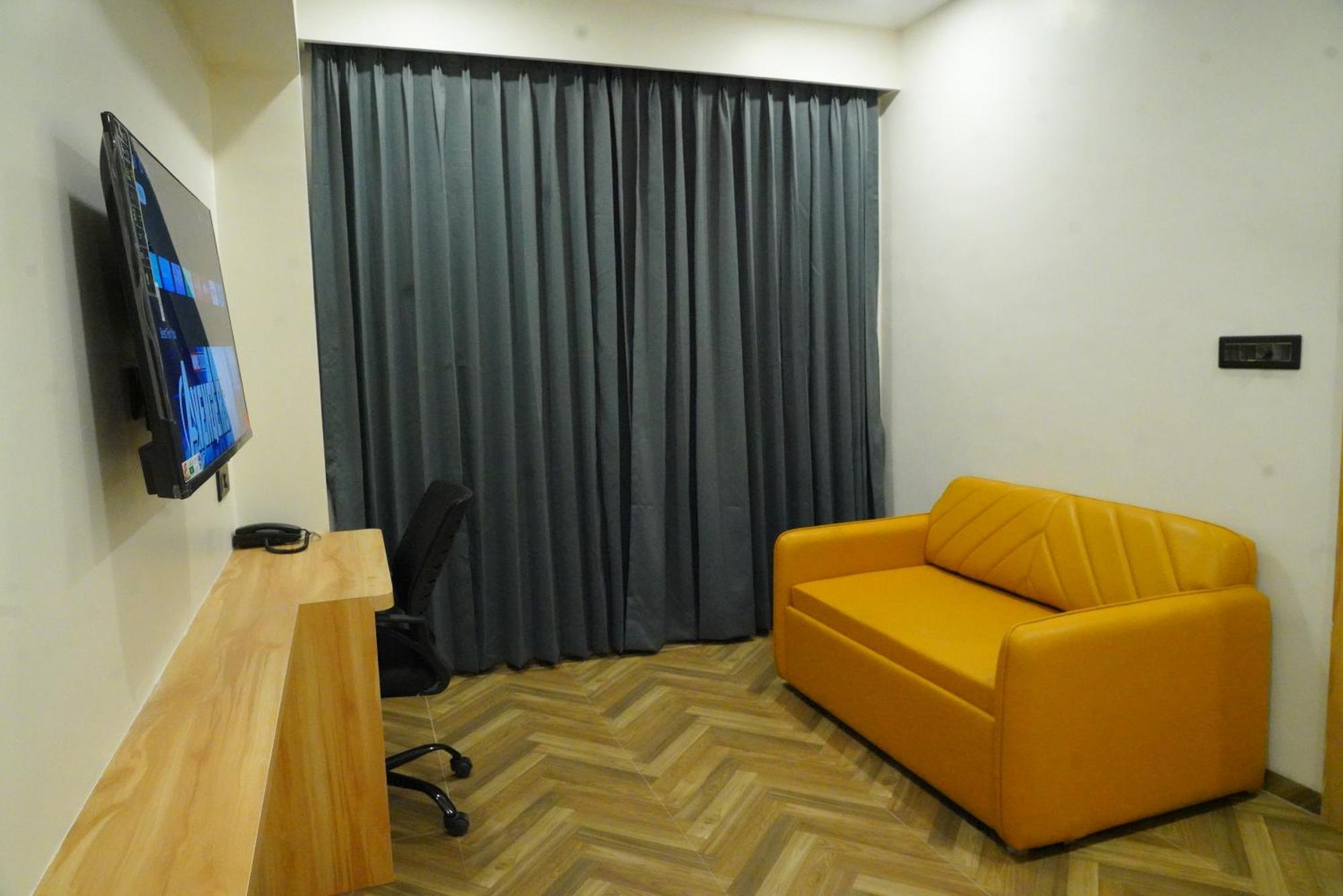 Hotel Lemonridge Kphb *