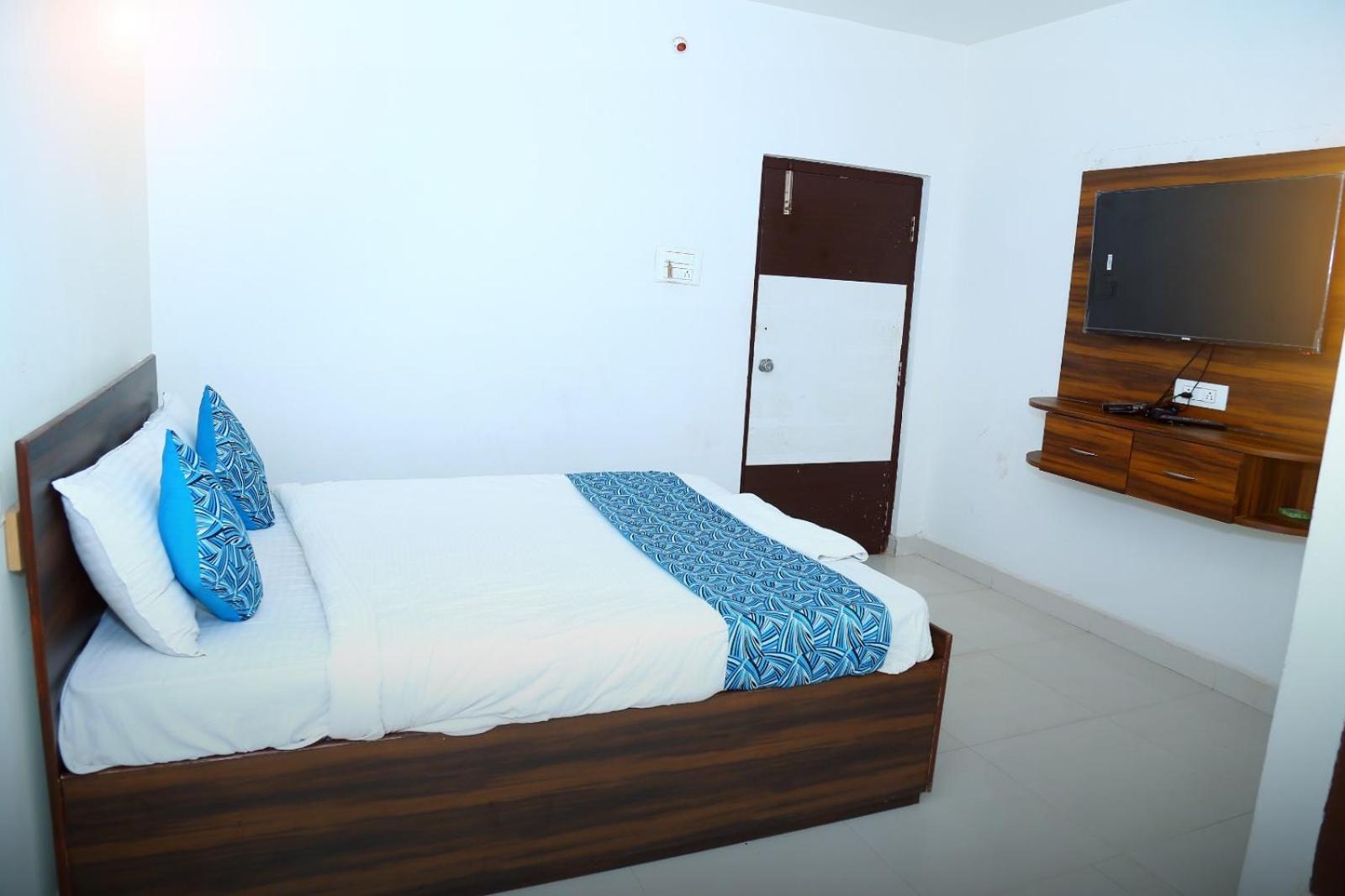 Hotel Dr Dwell *