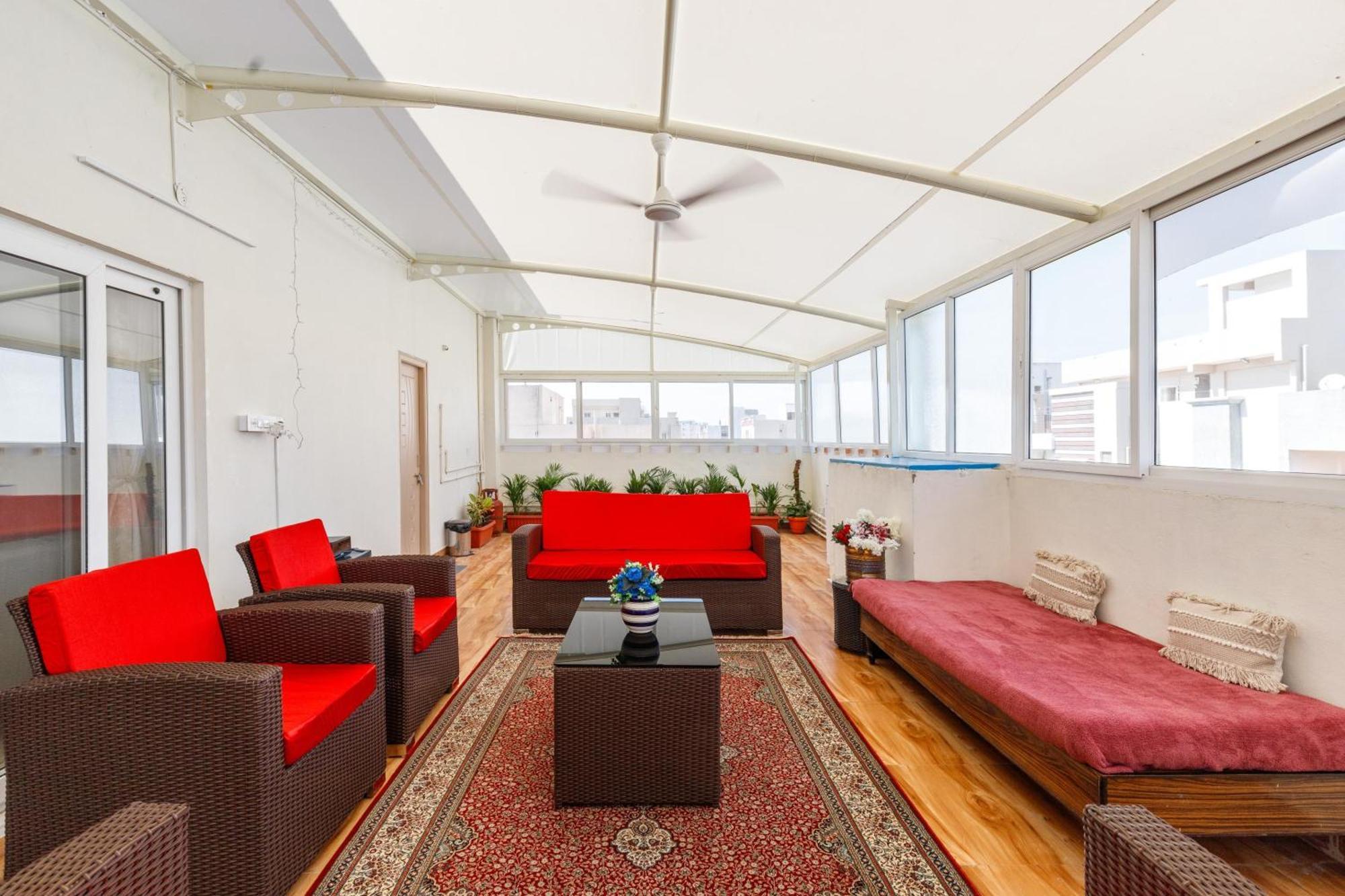 Euphoria Penthouse By Stayjade 30min Hitech
