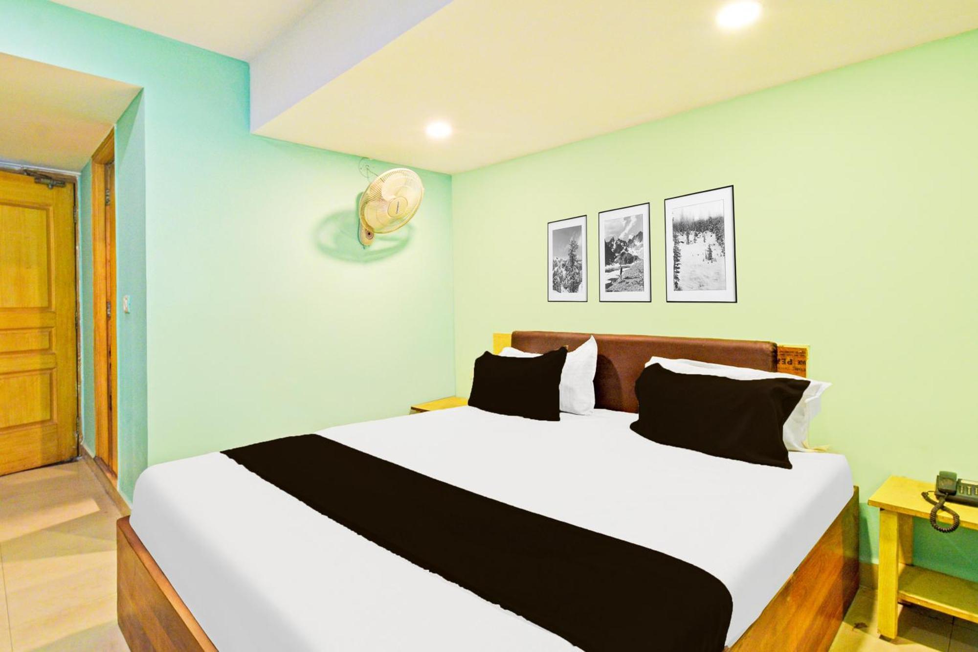 Hotel Super Townhouse Ameerpet Balkampet Road *