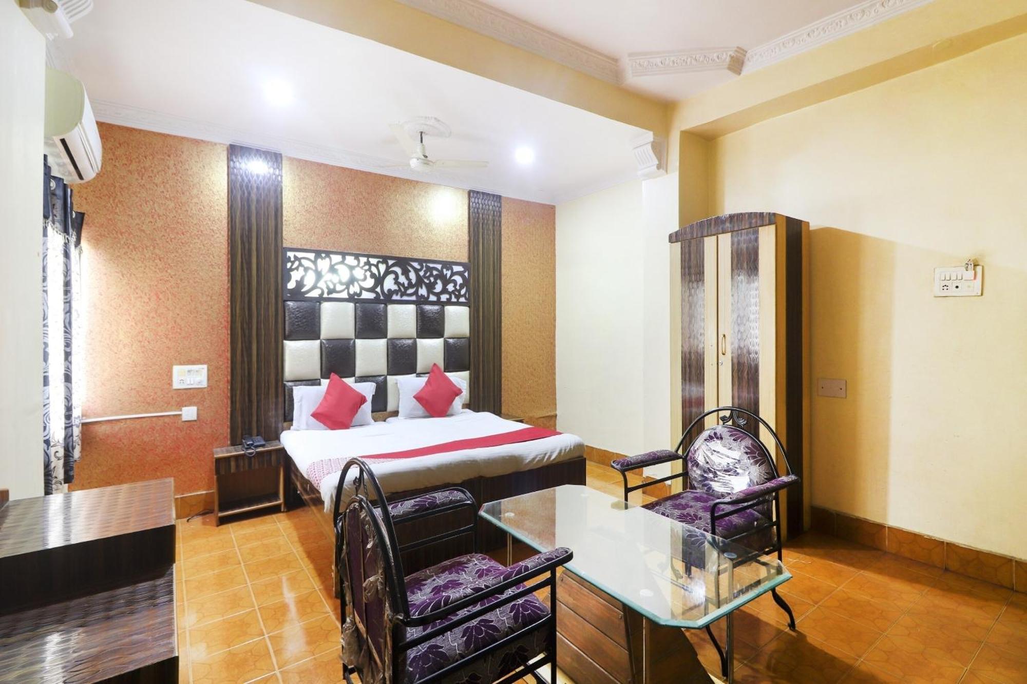 Hotel O Aadaab