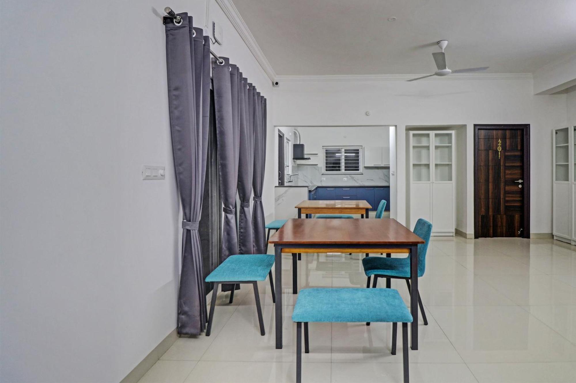 Townhouse Jahnavi Group Hotel