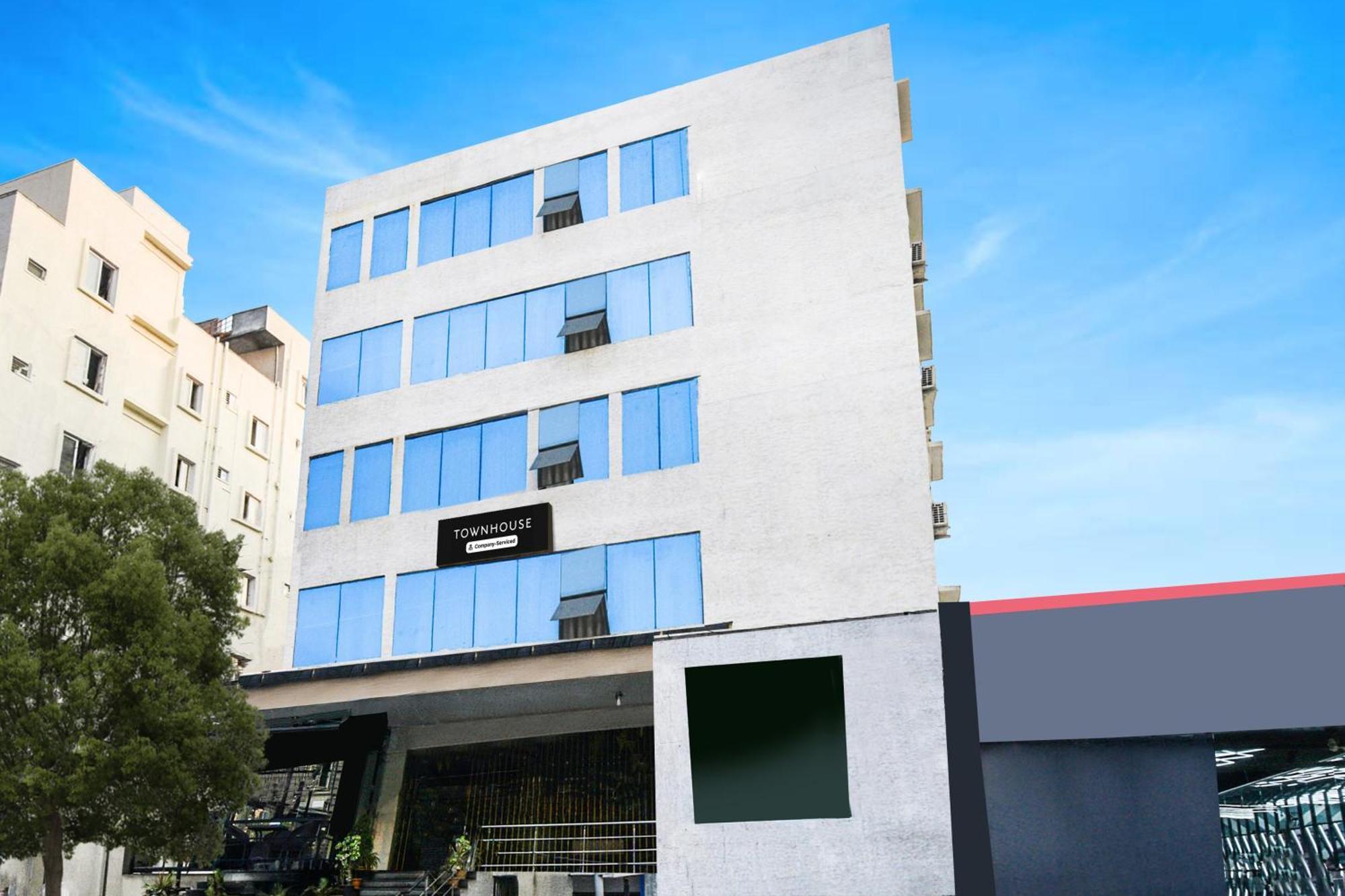 Super Townhouse Madhapur 100 Feet Road Formerly Jkc Grand