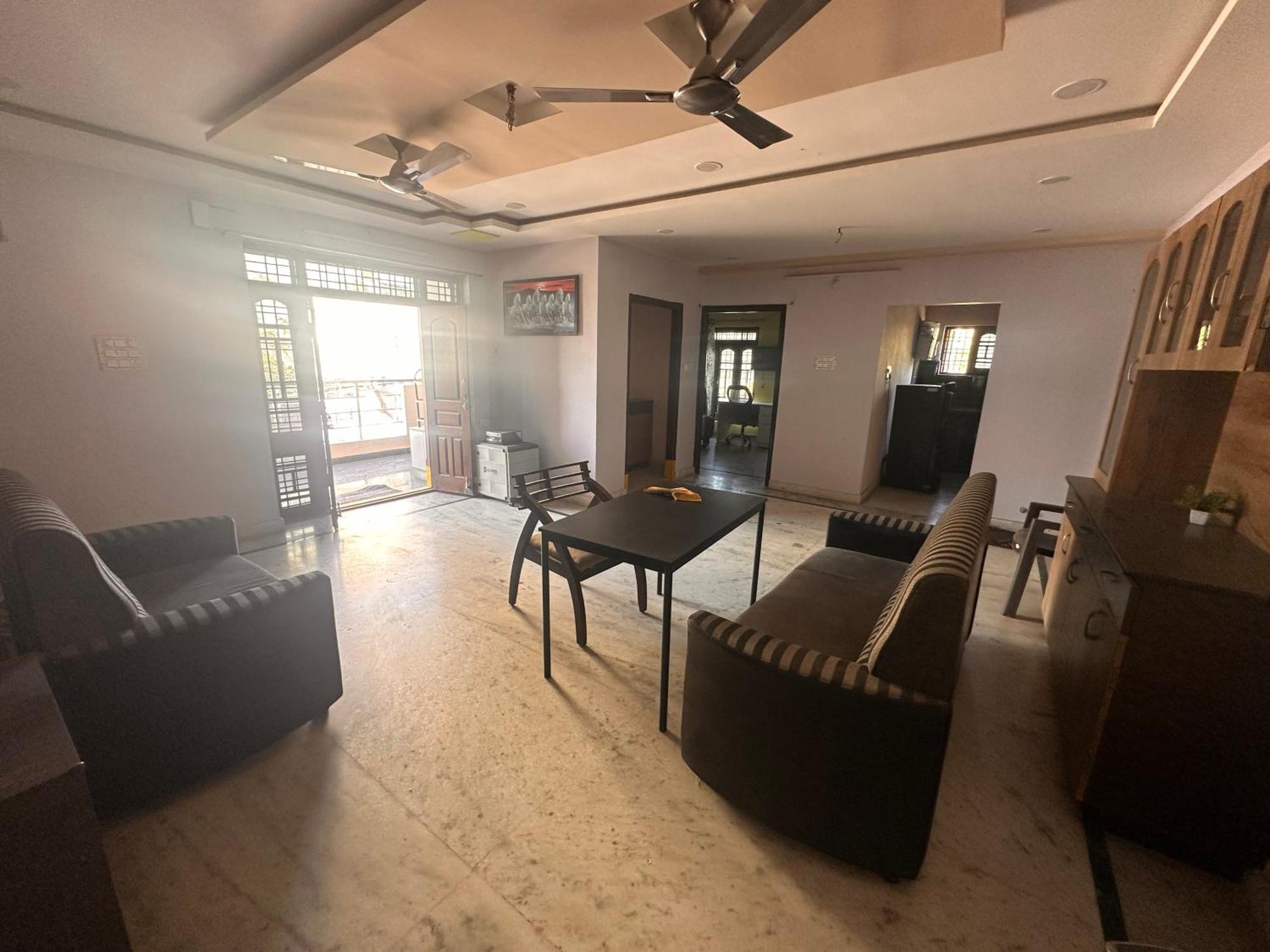 Jb Living Space Apartment