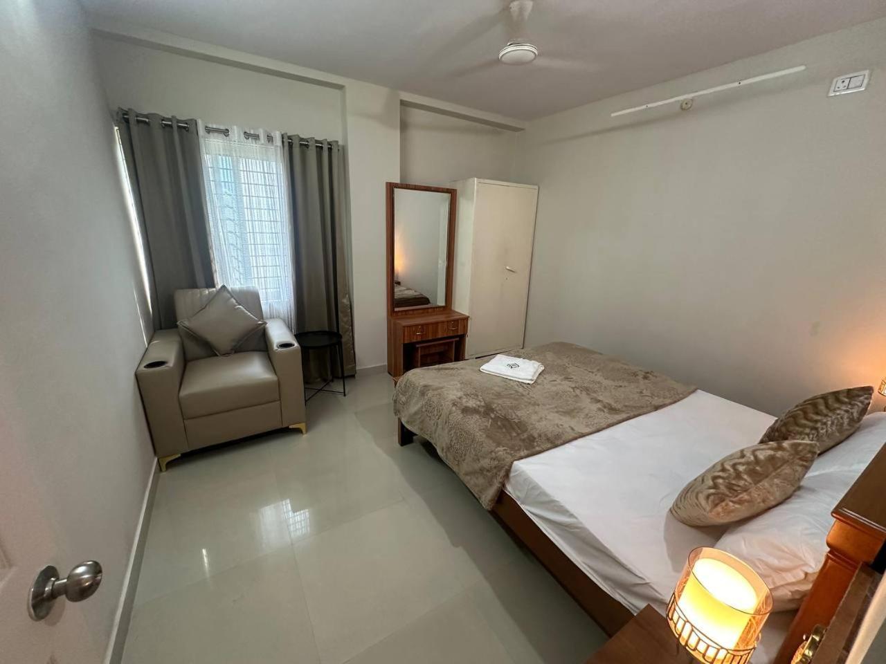 Apartment Nk Homes - Full Furnished Serviced Flats Hyderabad