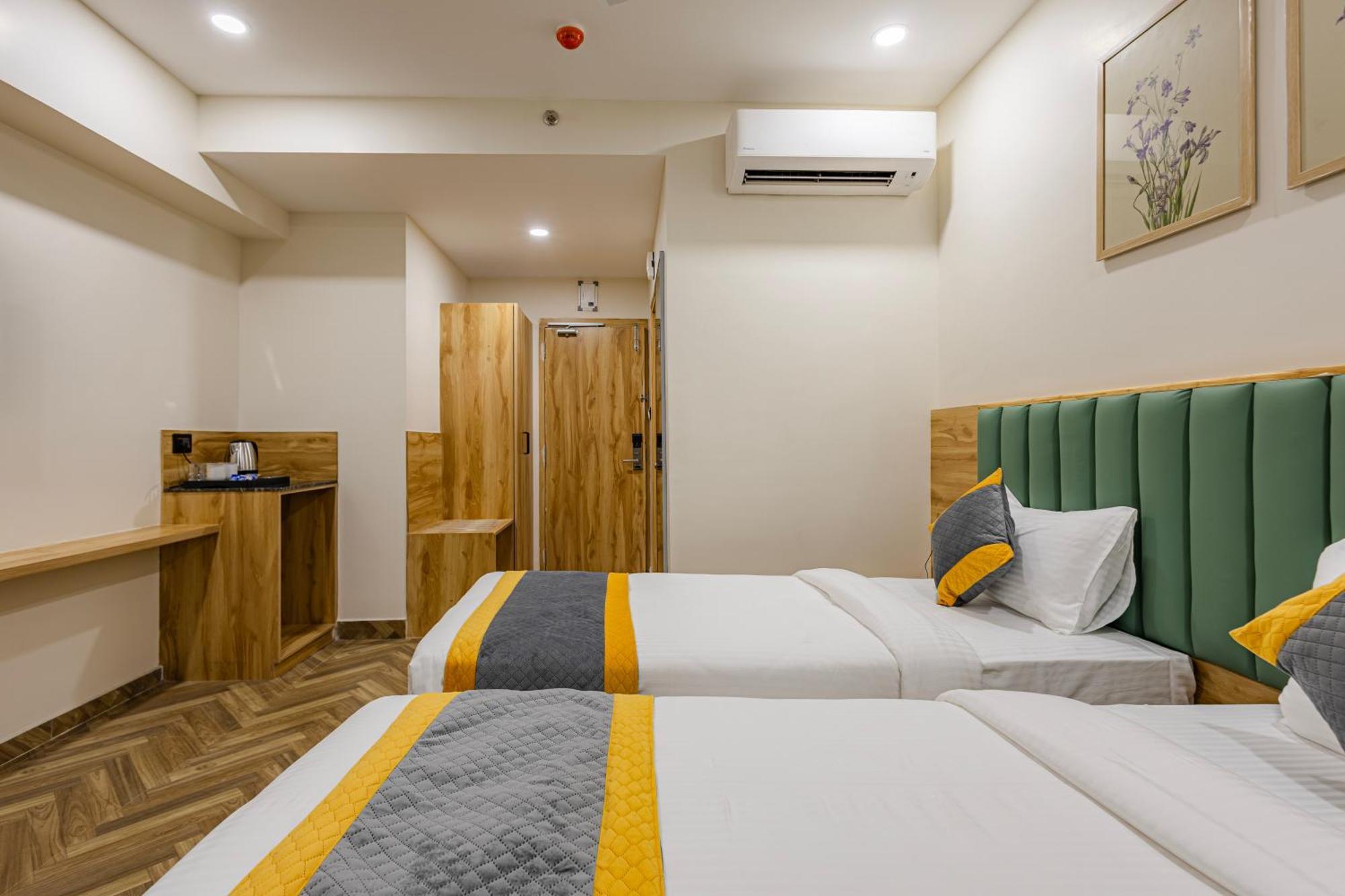 Hotel Lemonridge Kphb *