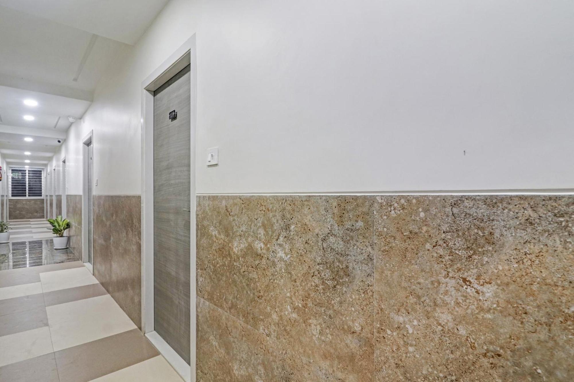 Super Townhouse Ameerpet Hotel Hyderabad