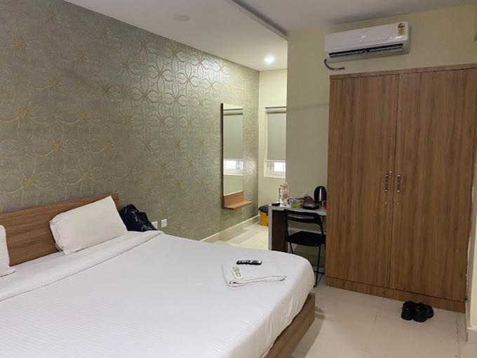 Hotel Iris Atnest Road 4*