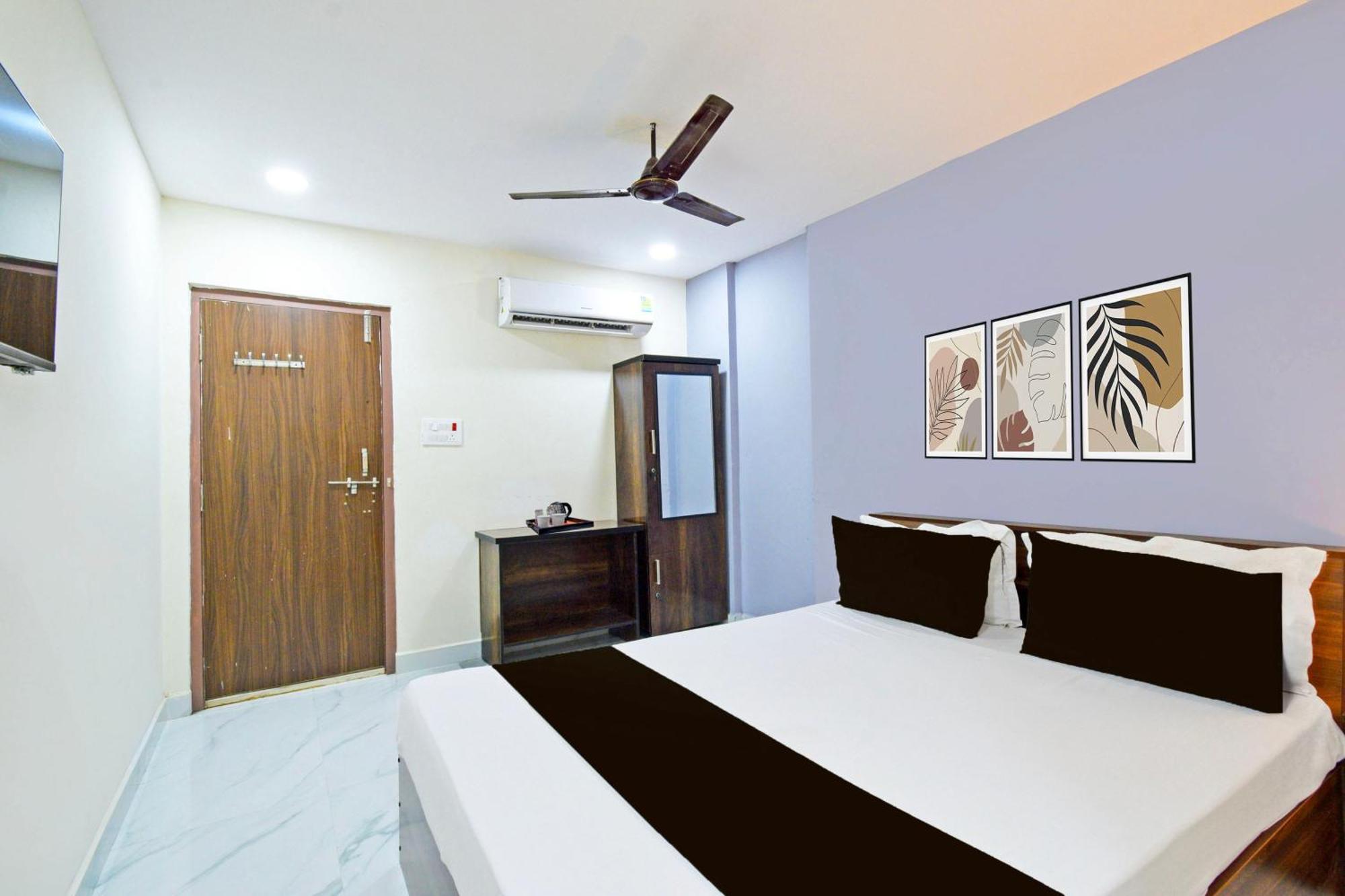 Super Collection O Jagadgirigutta Road Hotel 4*