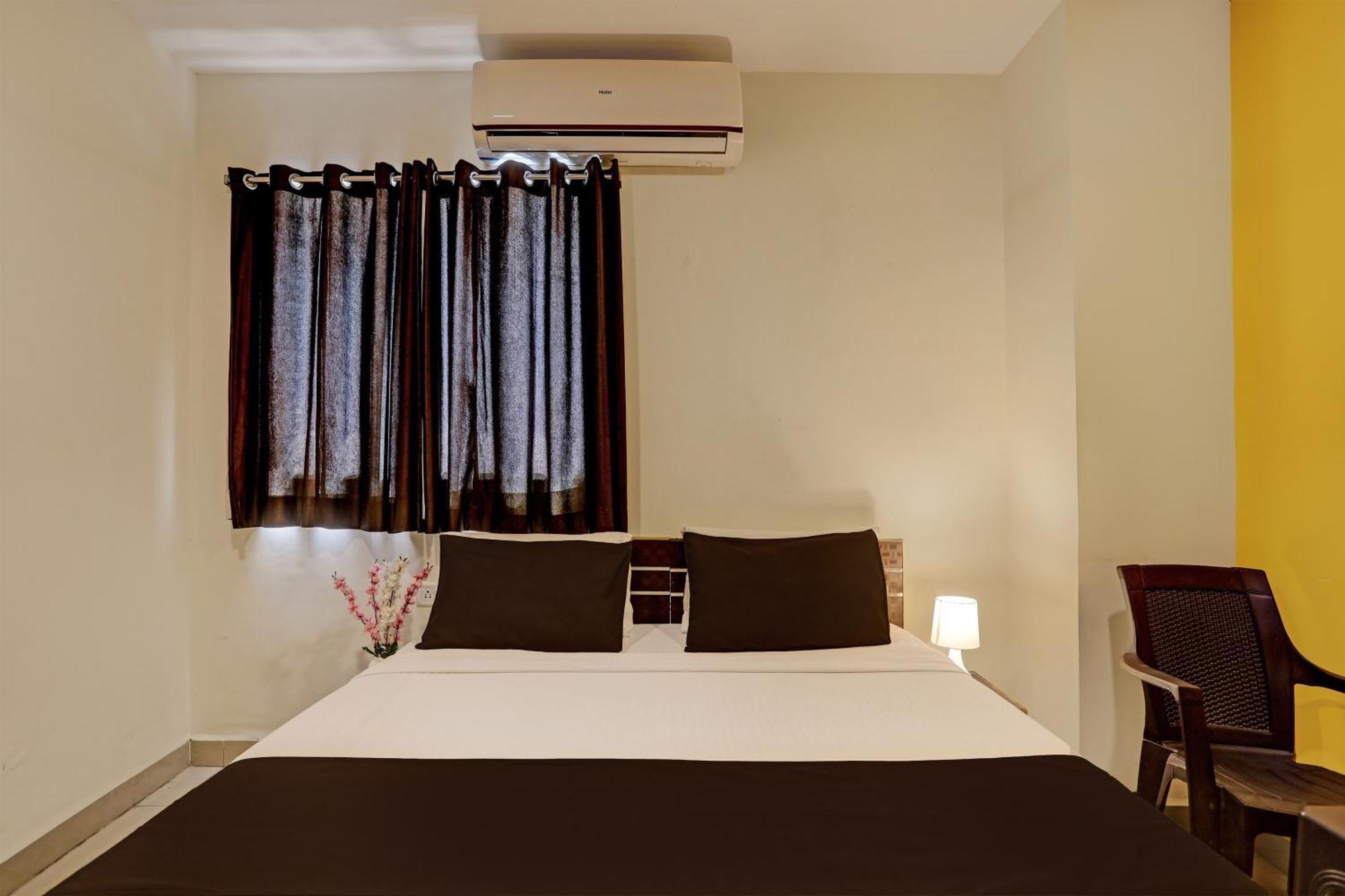 Super Capital O Saharsh Grand Near Shilparamam