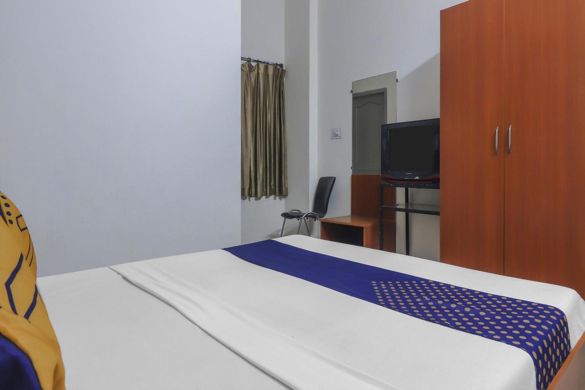Hotel Spot On Pioneer Hyderabad
