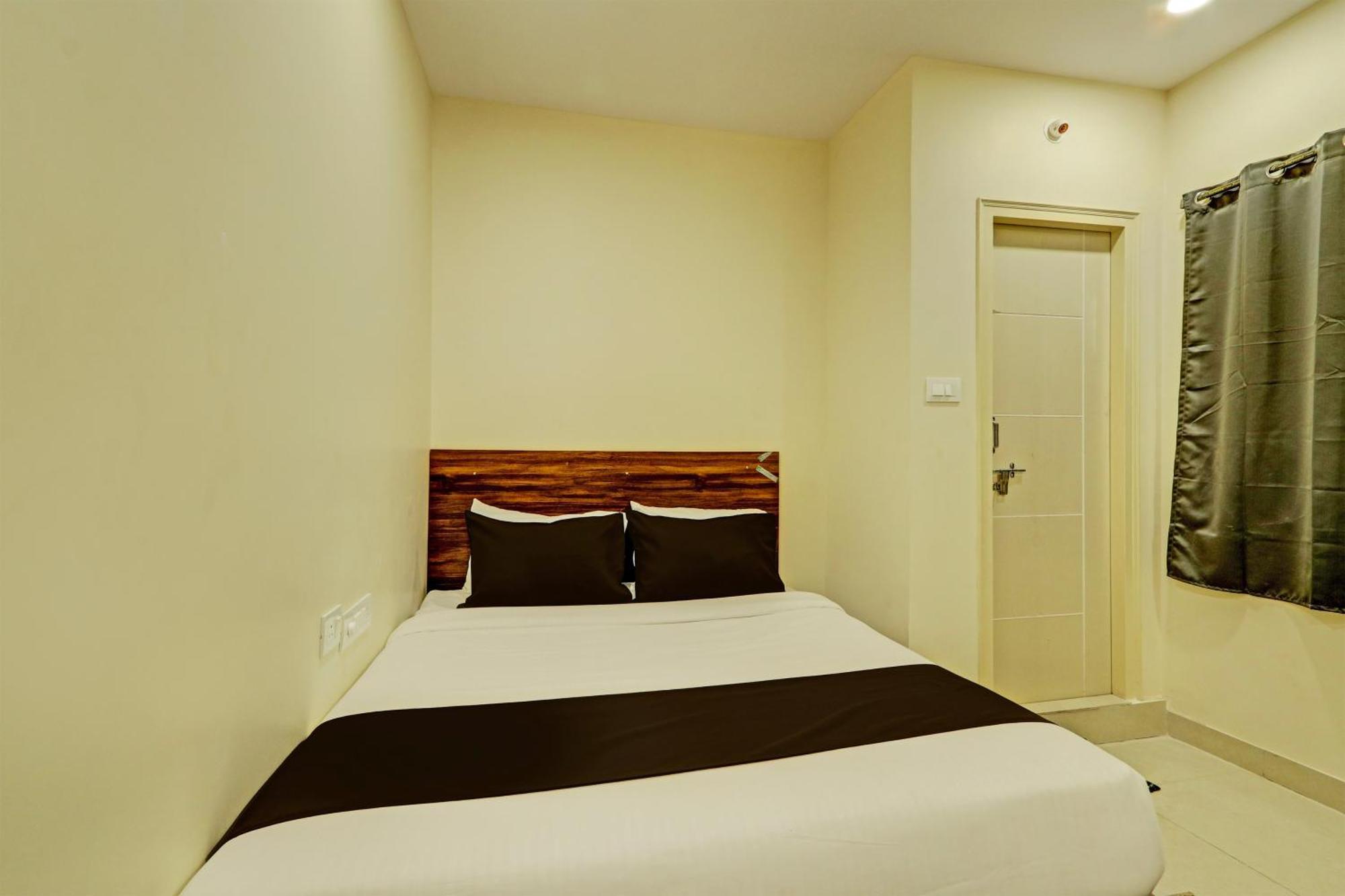 Hotel O R Square Homes 4*