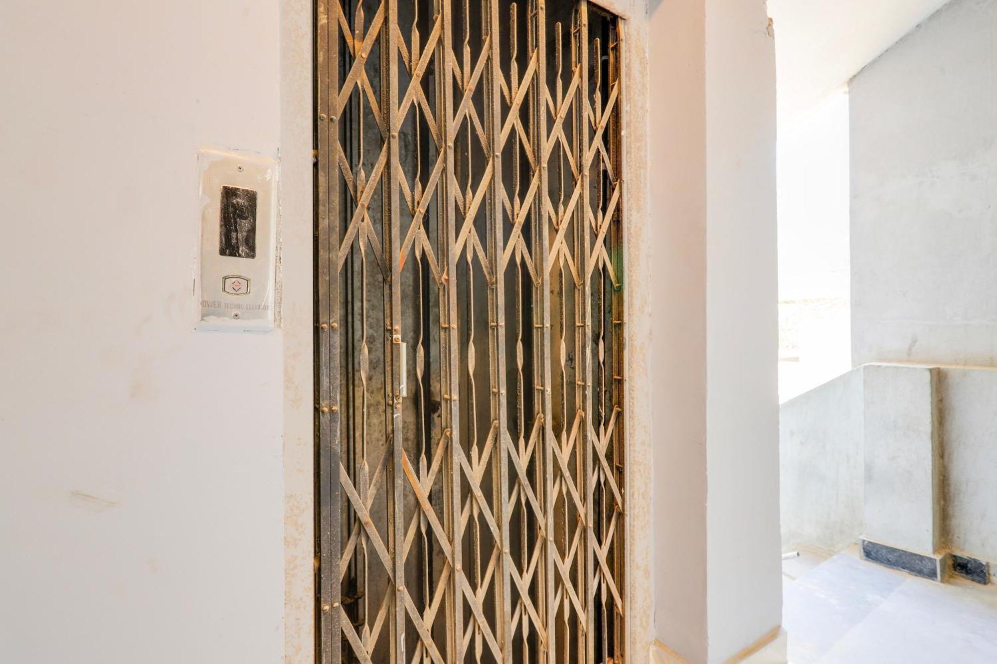 Hotel O Ragas Hyderabad