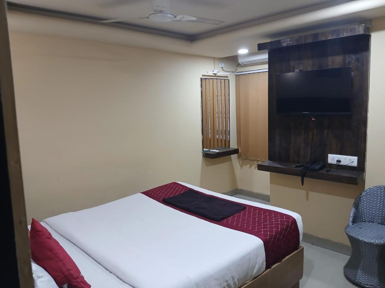 Blossoms Rr Hotel Hyderabad