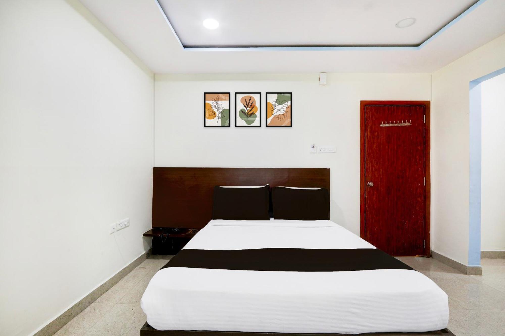 Hotel O At Darbar 3*