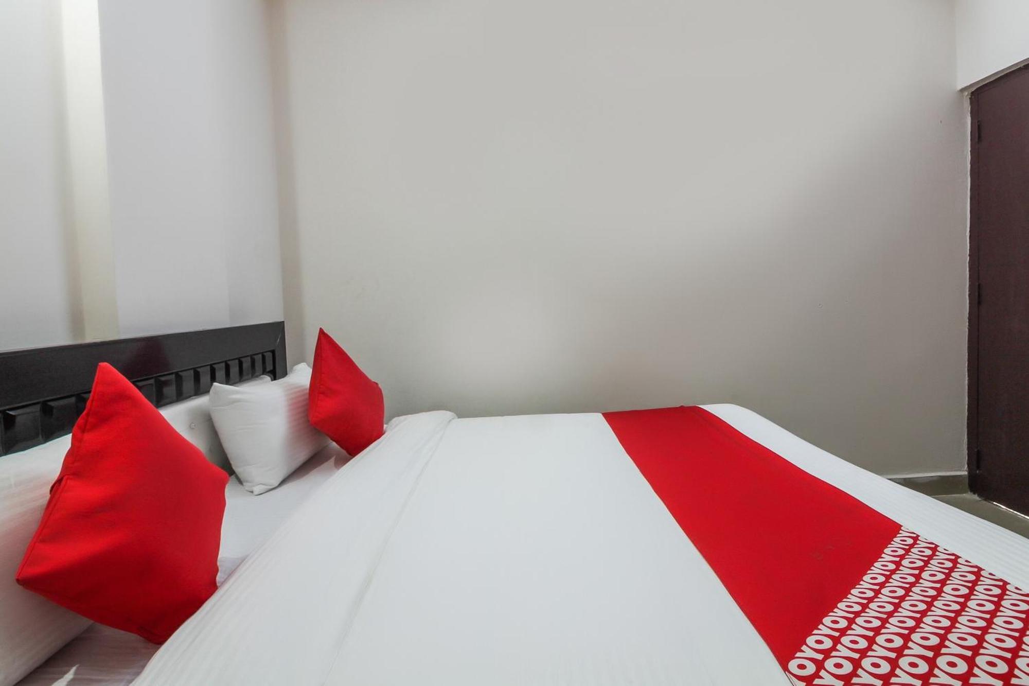 Hotel O Rk Hospitality 3*