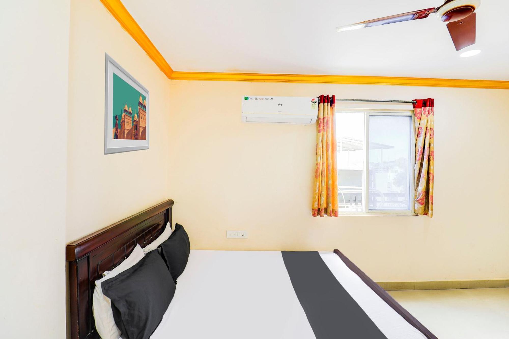 Collection O New Royal Plaza Nampally Hyderabad