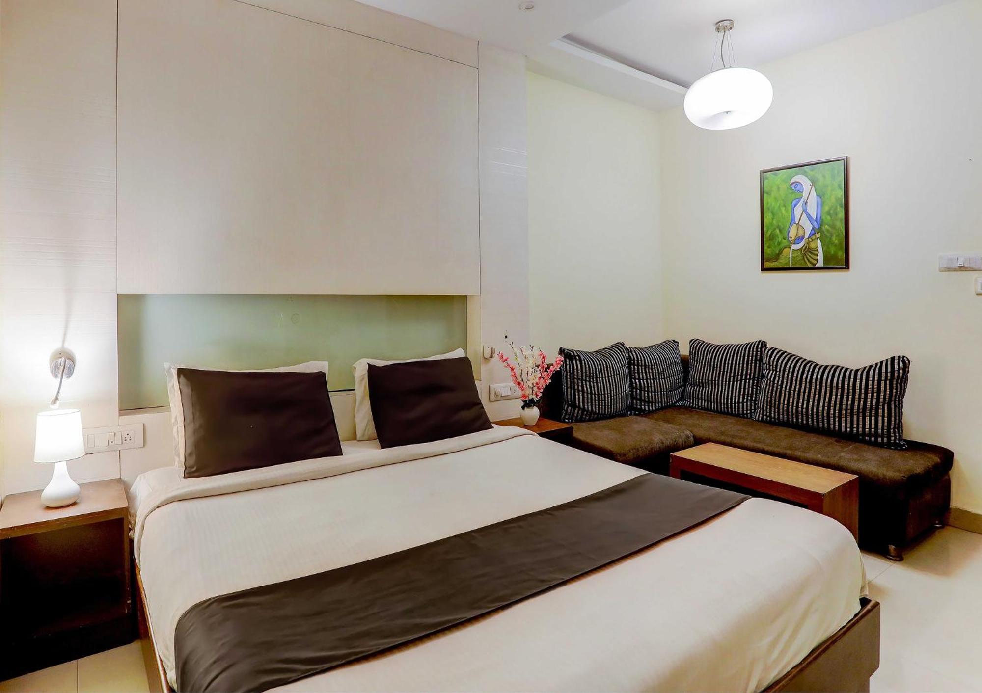 Hotel Collection O Grand Krishna Hyderabad