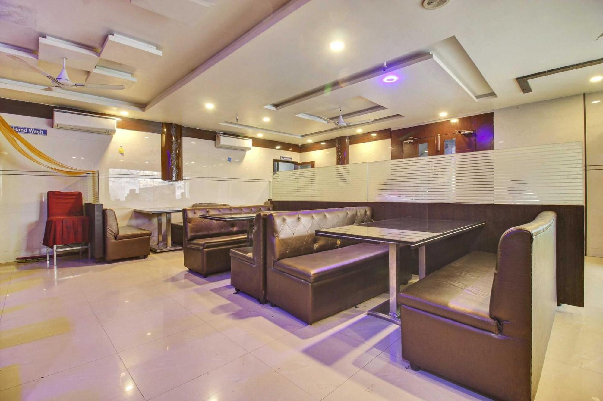 Hotel Collection O Grand Krishna