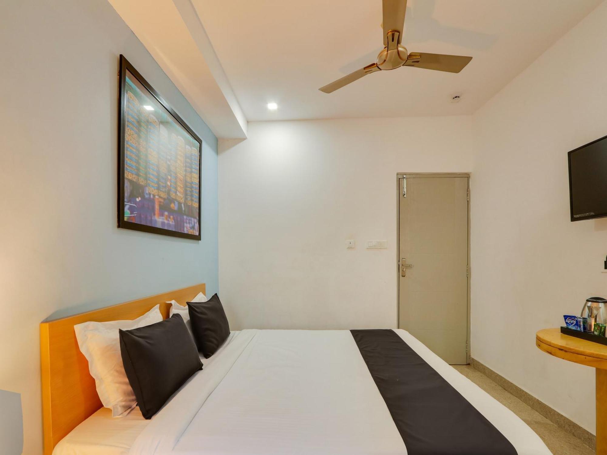 Super Townhouse Qualia Prime Near Nexus Mall Hotel Hyderabad