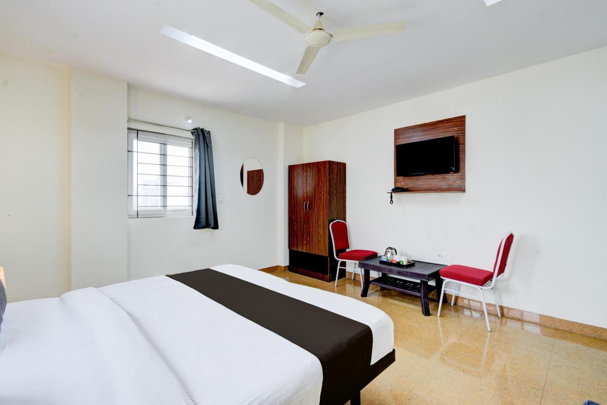 Super Collection O Madinaguda 4* Hyderabad