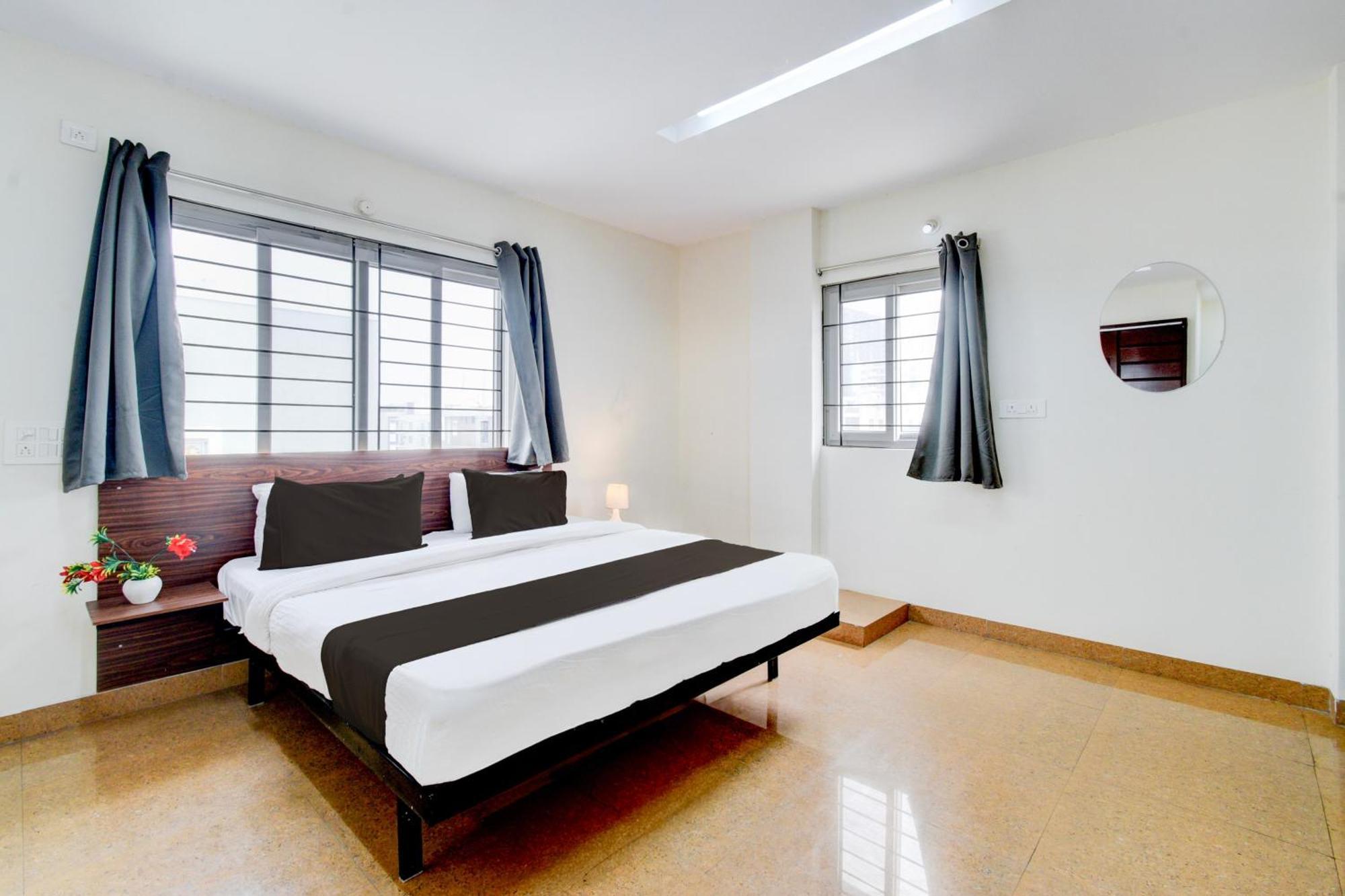 Hotel Super Collection O Madinaguda