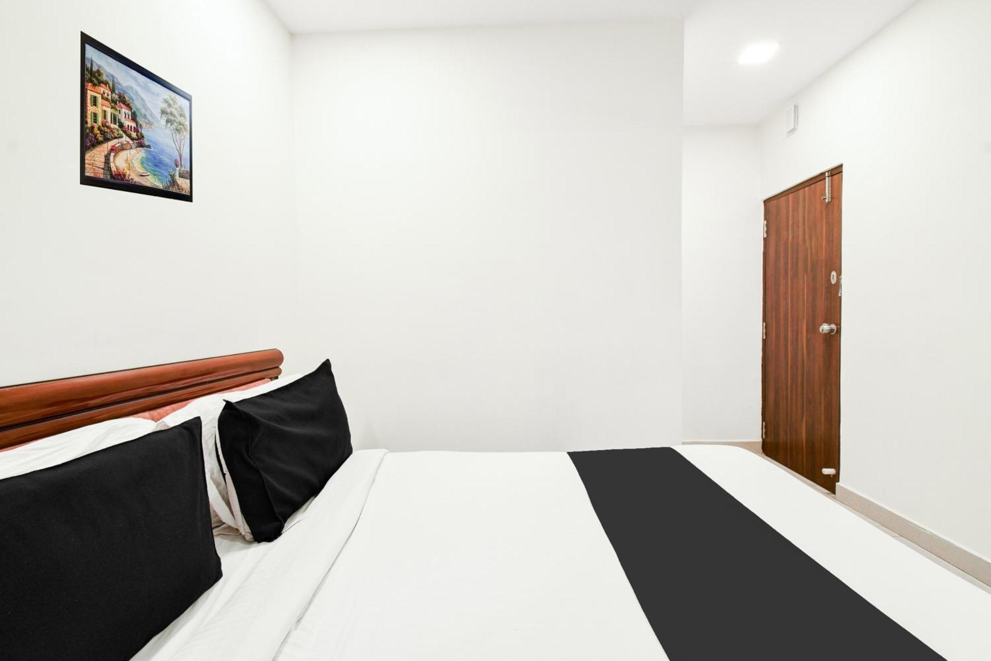 Super Collection O Madhapur Hotel
