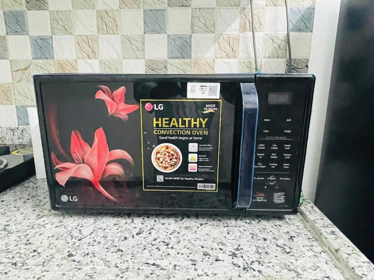 Luxurious 2 Bedroom Flat Near Airport Apartment
