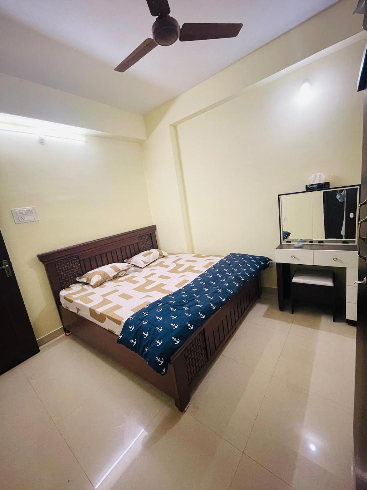 Luxurious 2 Bedroom Flat Near Airport