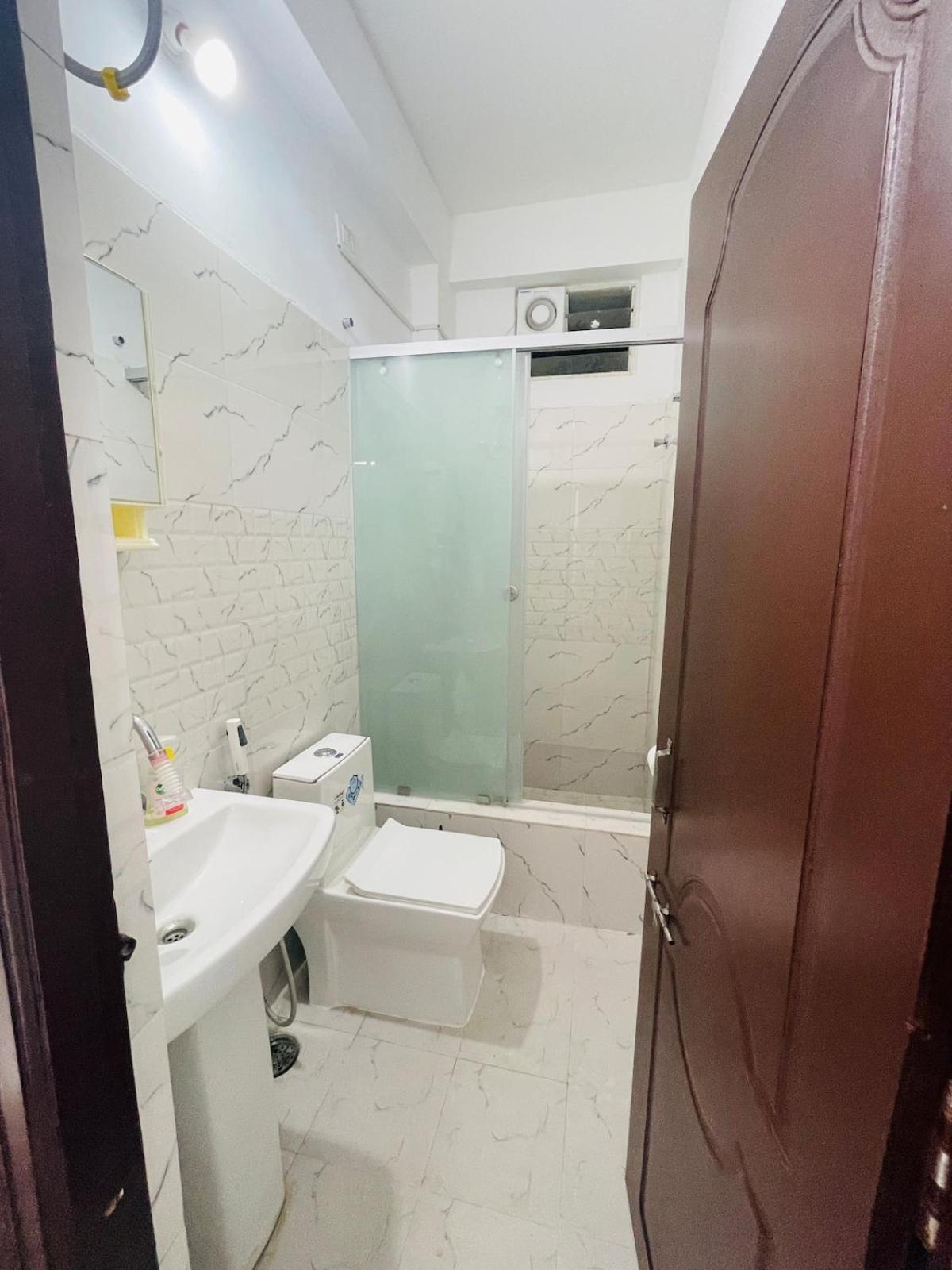 Luxurious 2 Bedroom Flat Near Airport Hyderabad