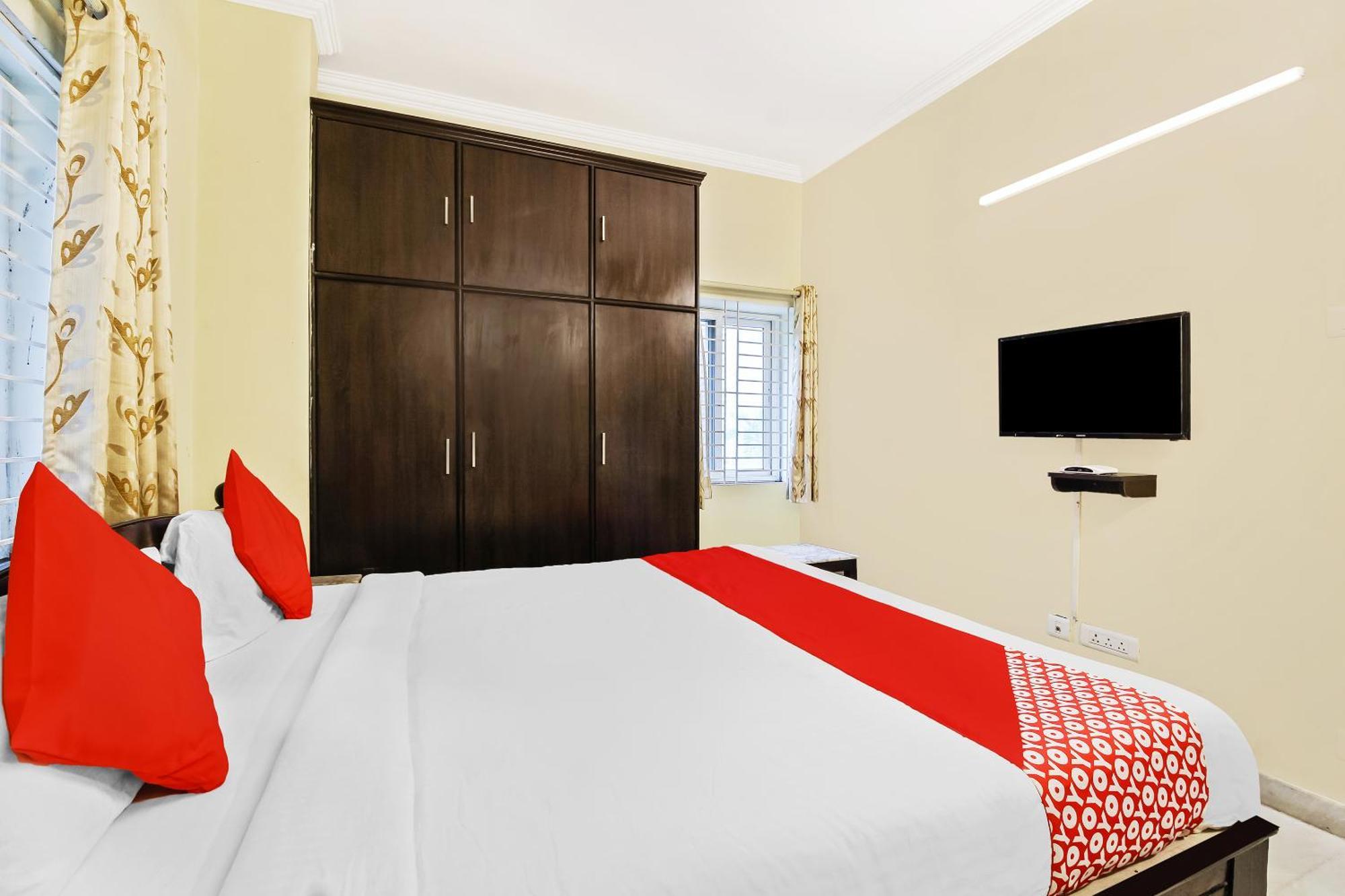 Townhouse Sri Nirvana Hotel *