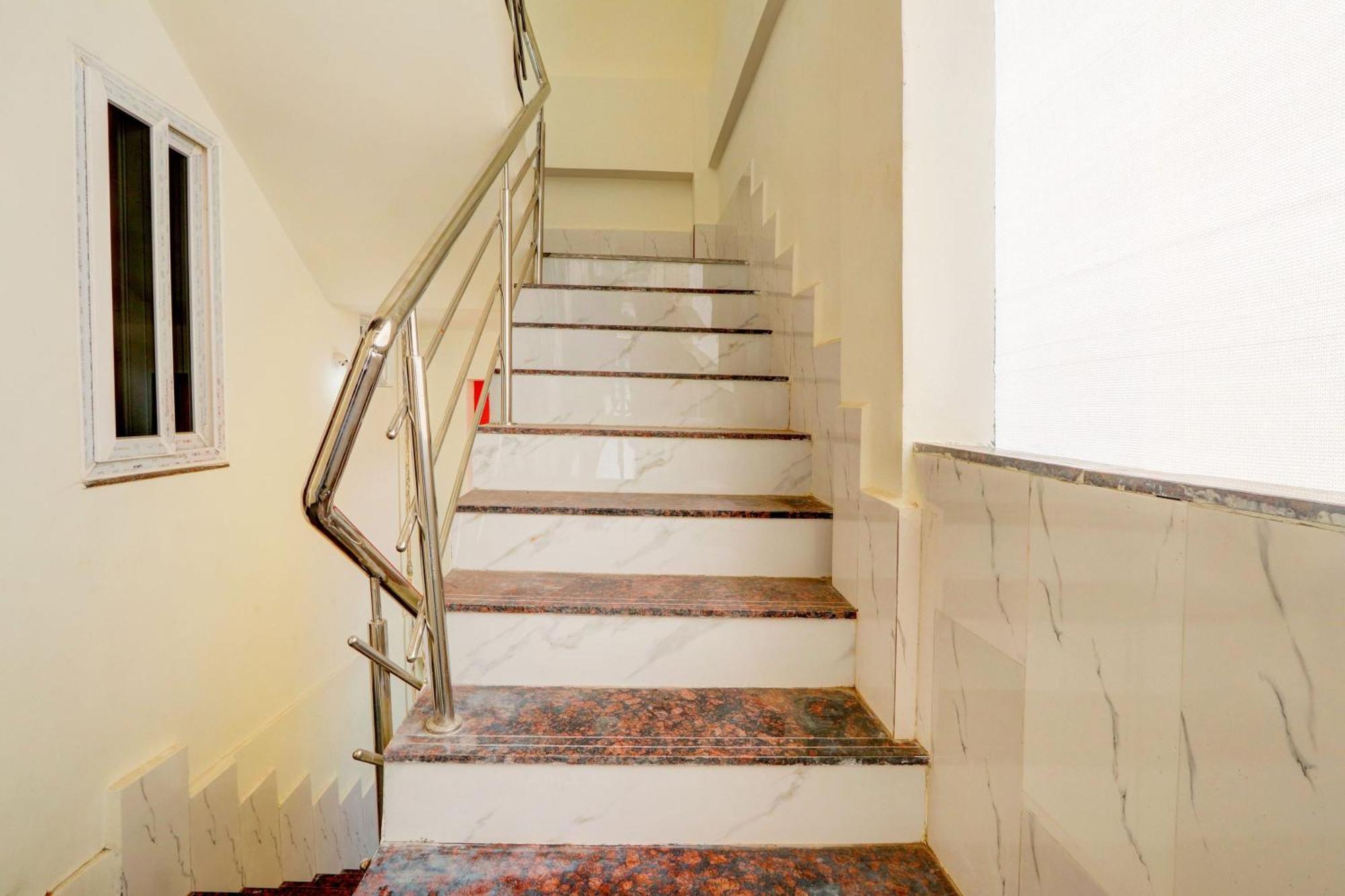 O S L N Grand Hotel 3*