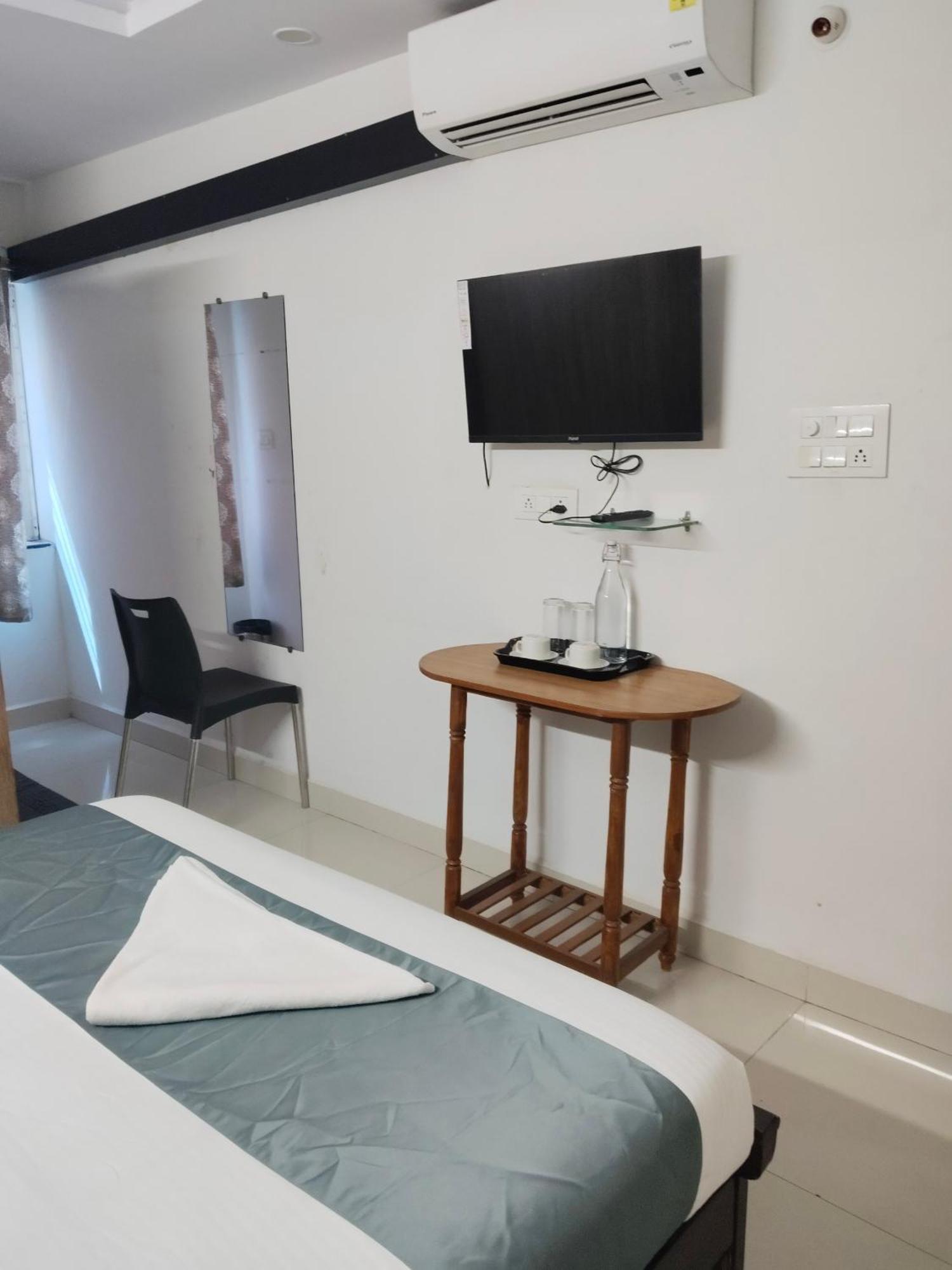 Hack N Sleep Living Hotel Hyderabad
