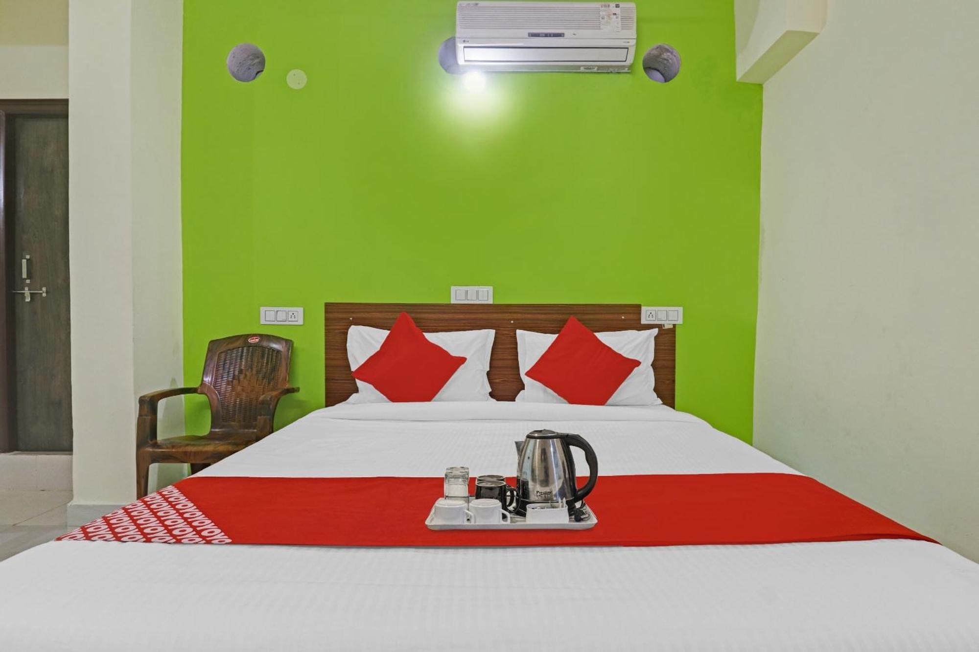 Super O Dk Reddy Square Hotel 3*
