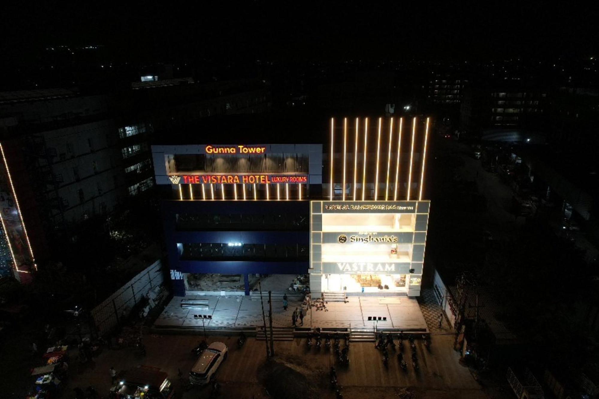 O The Vistara Hotel