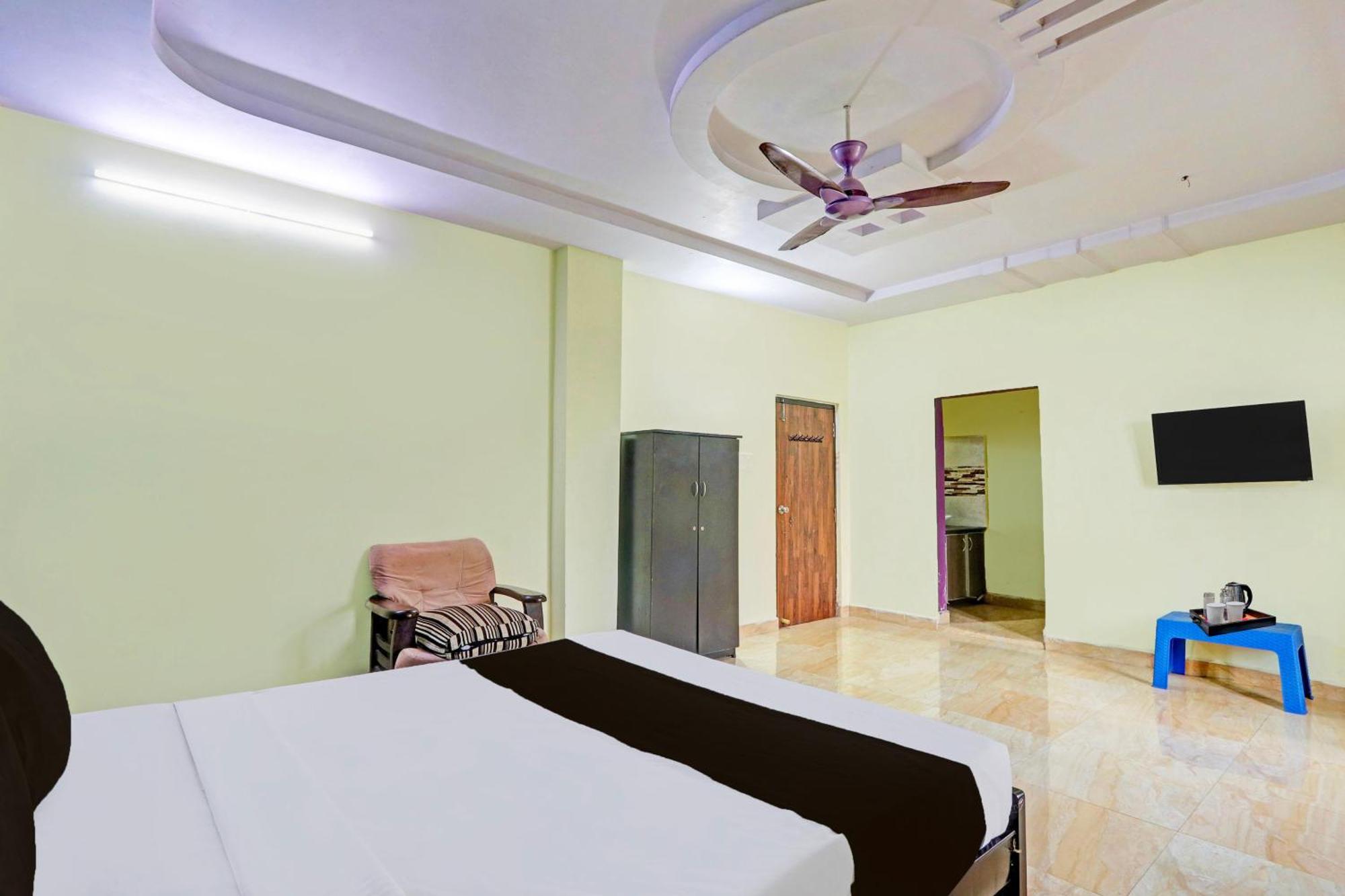 Super O Near Dilsuknagar Metro Apartment