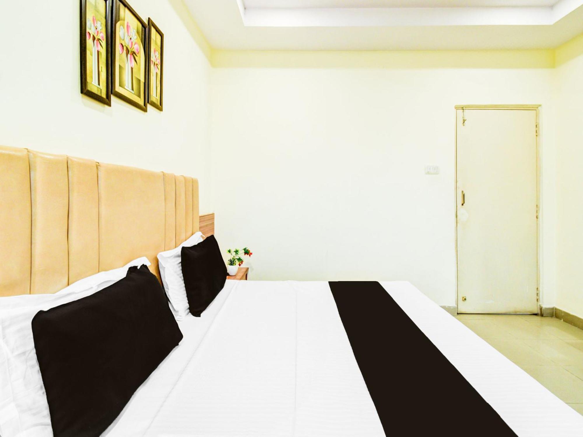 Hotel Super Townhouse Red Hills Lakdikapul Formerly Sitara Grand Hyderabad
