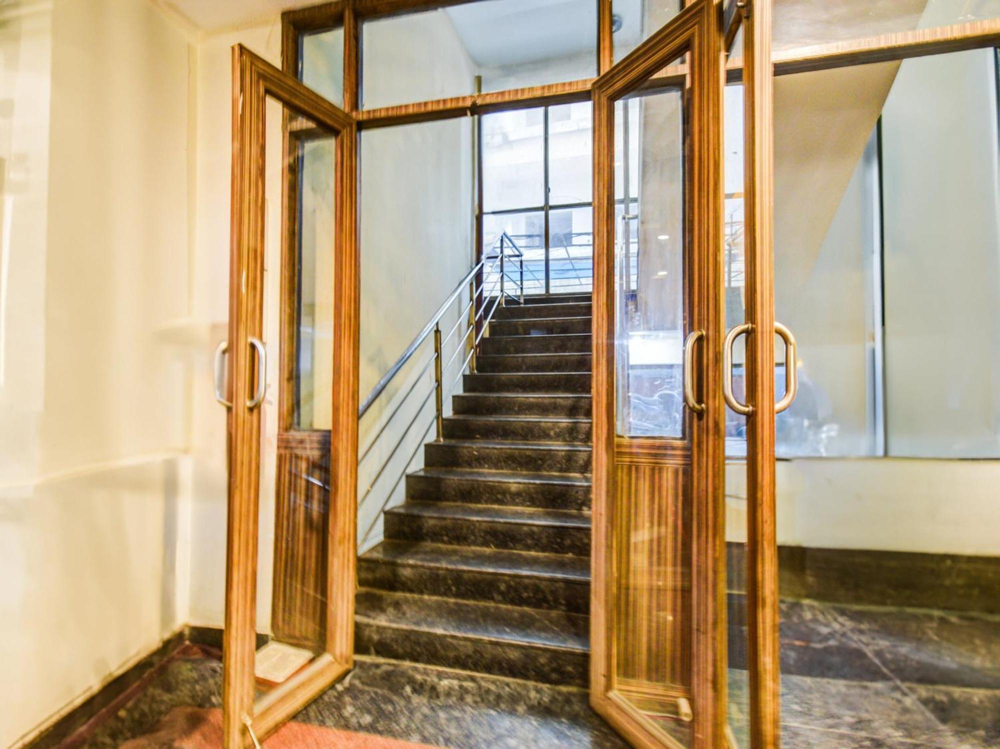 Super Townhouse Red Hills Lakdikapul Formerly Sitara Grand Hotel Hyderabad