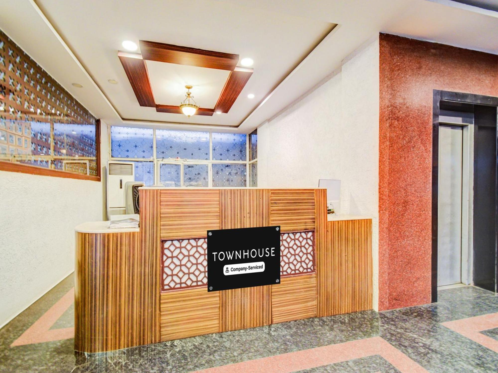 Hotel Super Townhouse Red Hills Lakdikapul Formerly Sitara Grand Hyderabad
