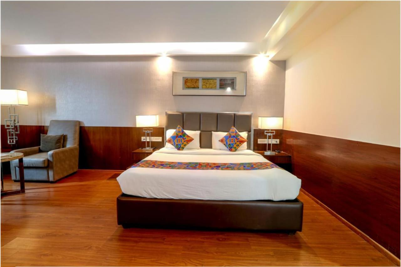 Blossom Destination Inn- Banjara Hills