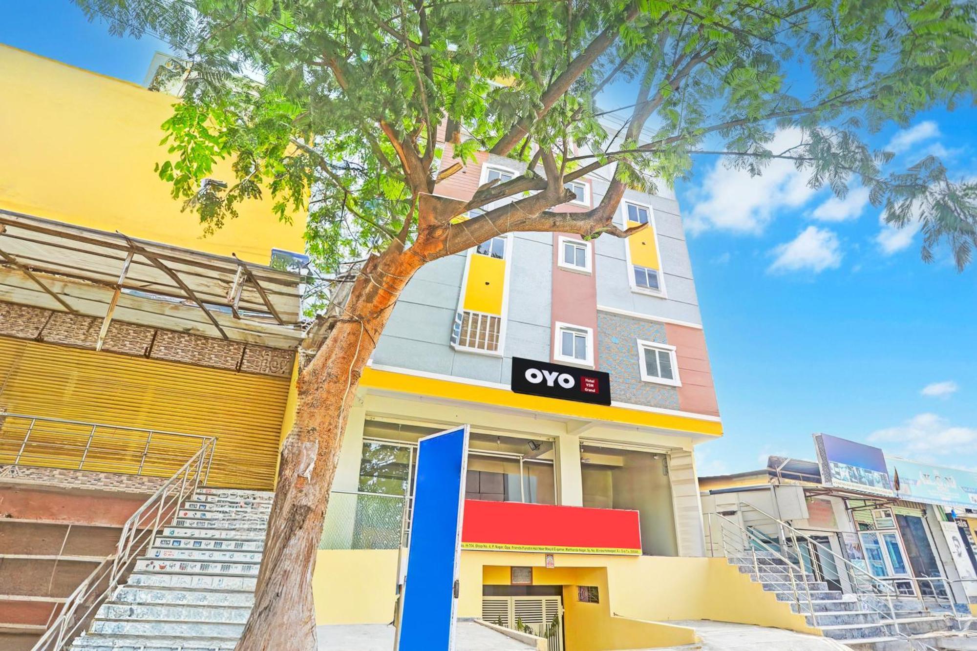 O Vsm Grand Hotel 3*