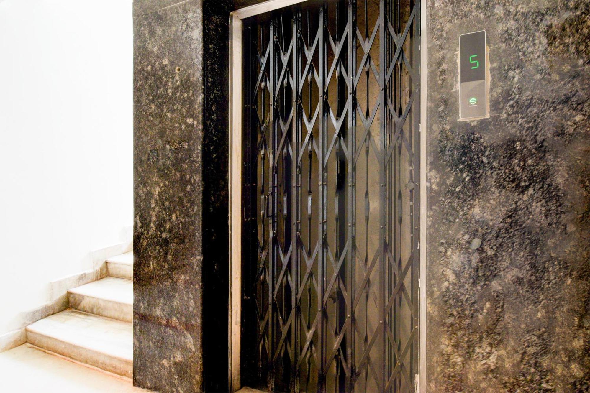 Hotel Super Townhouse Aarav Business