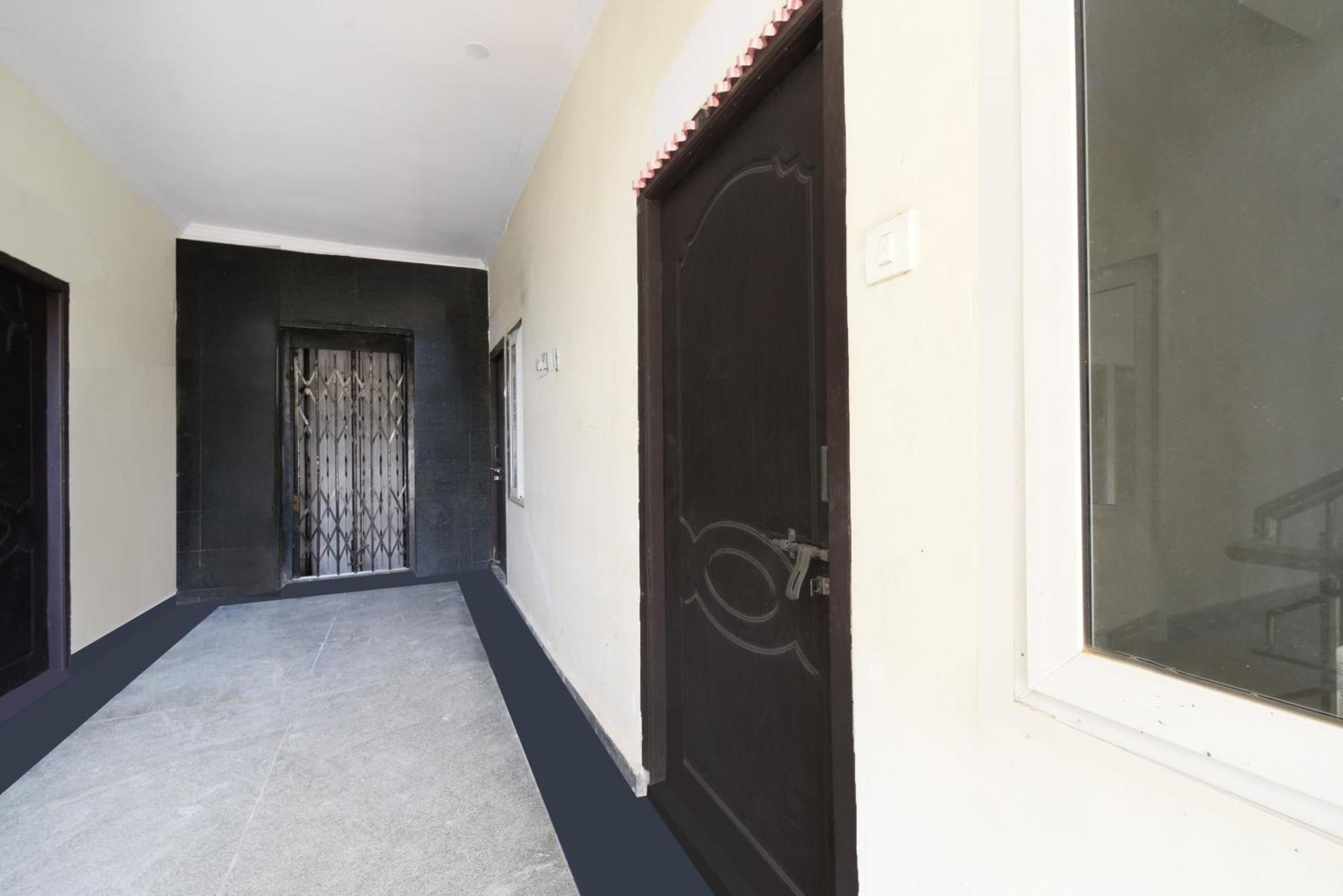 O Shiridi Serinity Residency 3*