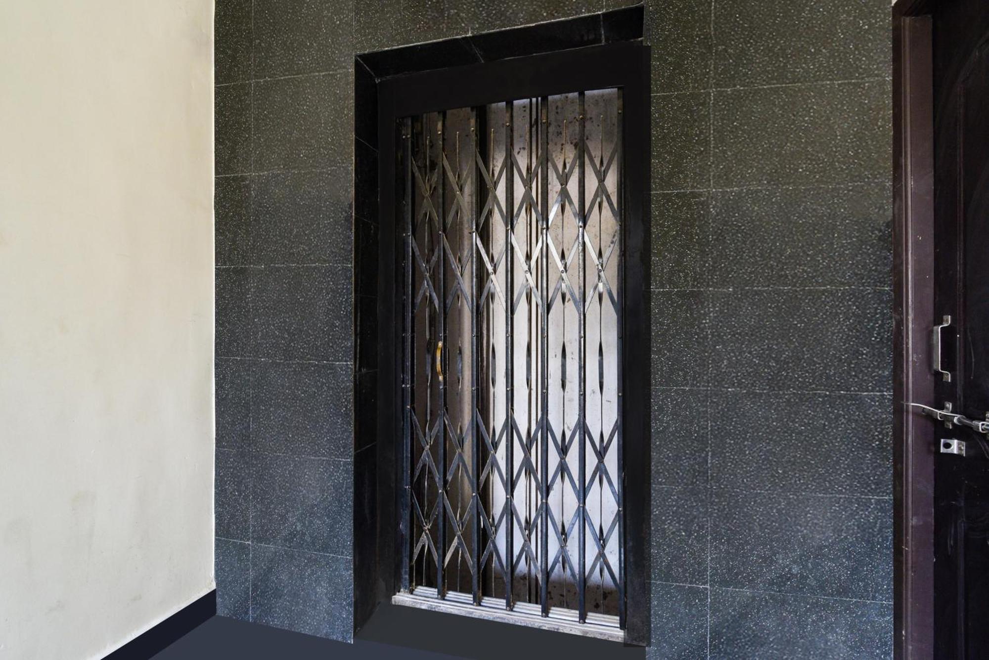 Hotel O Shiridi Serinity Residency Hyderabad